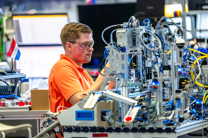 14. Aventus studenten op het hoogste podium tijdens Worldskills Shanghai 28092026 3